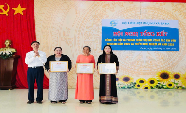 HỘI LHPN XÃ EA NA TỔ CHỨC TỔNG KẾT CÔNG TÁC HỘI VÀ PHONG TRÀO PHỤ NỮ, CÔNG TÁC VỐN VAY NHCSXH NĂM 2025  TRIỂN KHAI NHIỆM VỤ NĂM 2026